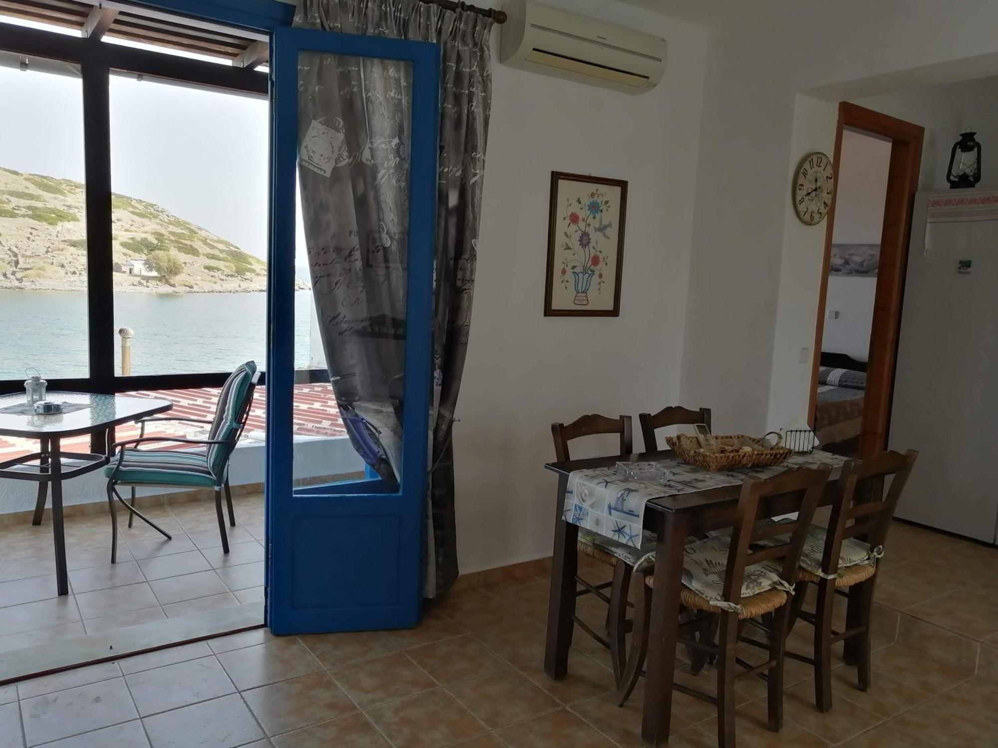 On The Sea Despoina Apartment At Mochlos Creta ภายนอก รูปภาพ