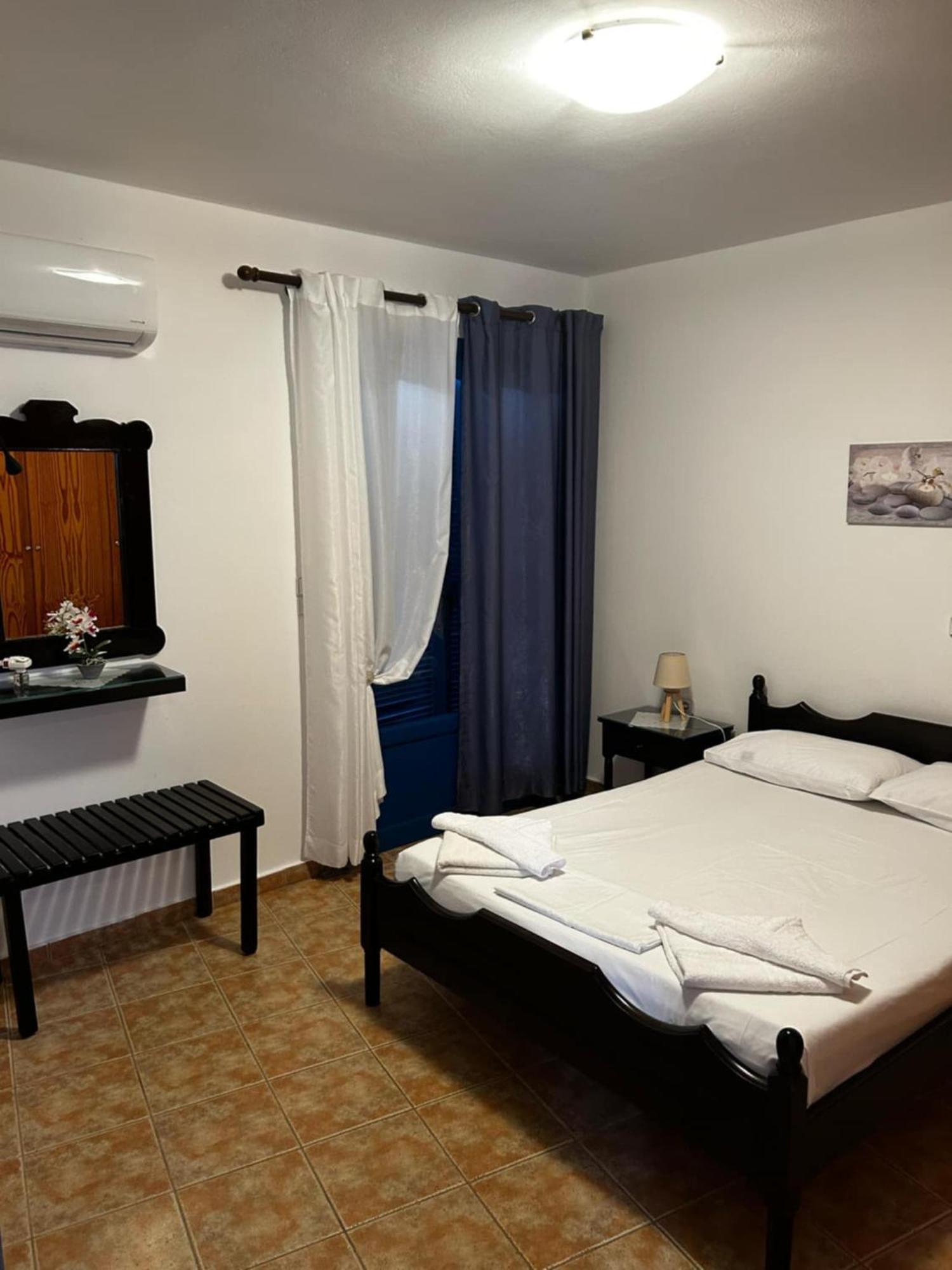 On The Sea Despoina Apartment At Mochlos Creta ภายนอก รูปภาพ
