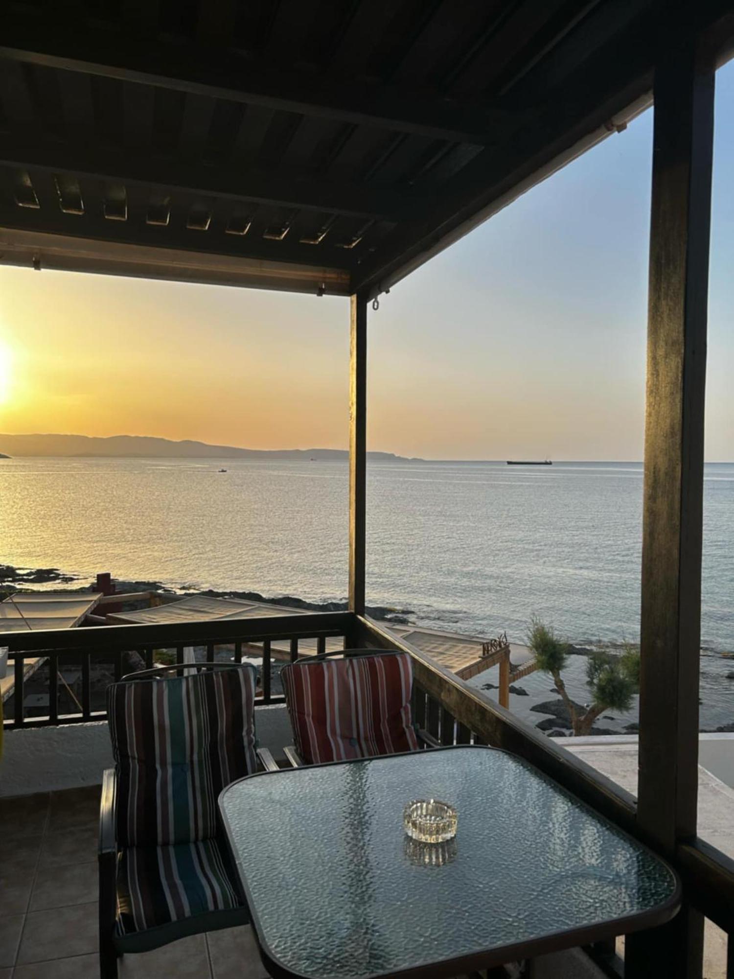 On The Sea Despoina Apartment At Mochlos Creta ภายนอก รูปภาพ